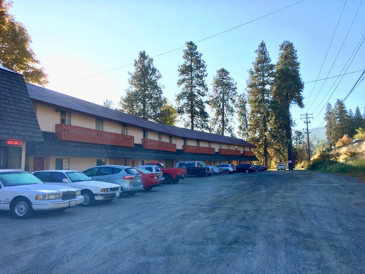River'S Edge Lodge Peshastin Exterior foto
